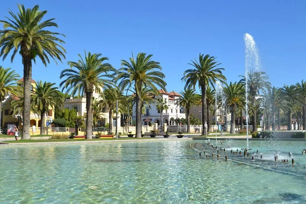 Bonito Apartamento Con Piscina Salou