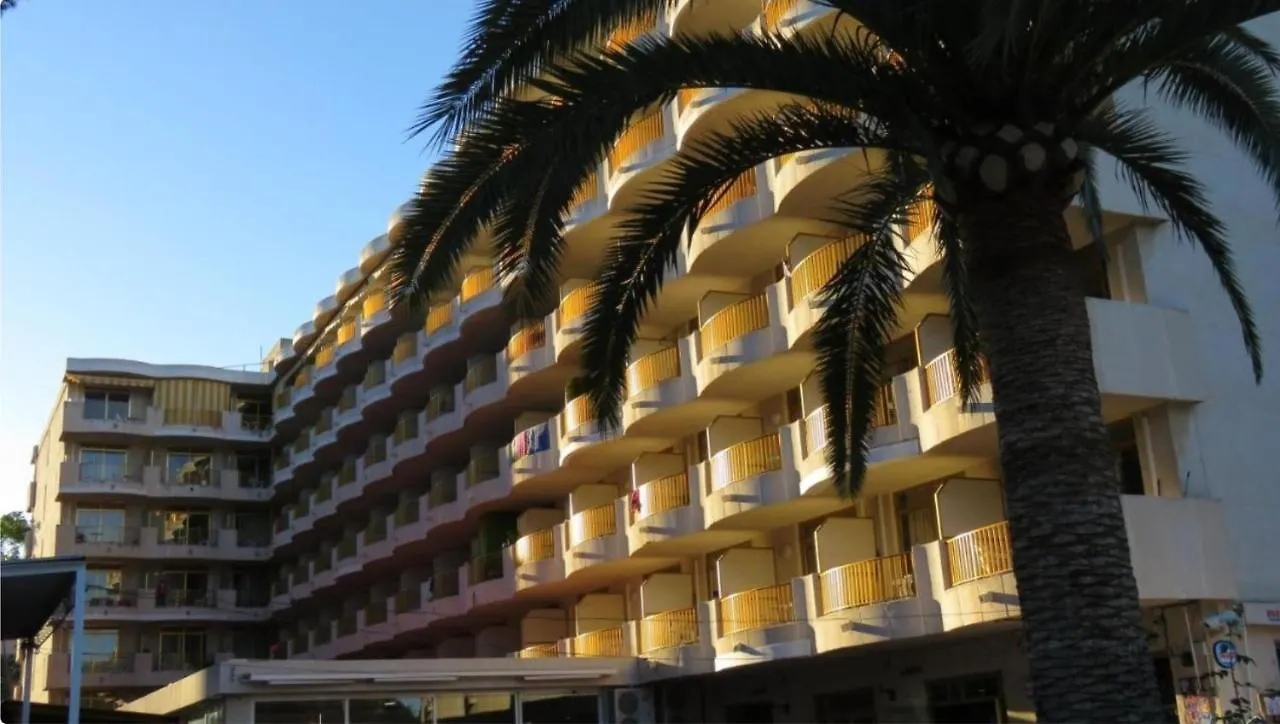 Bonito Apartamento Con Piscina Salou España