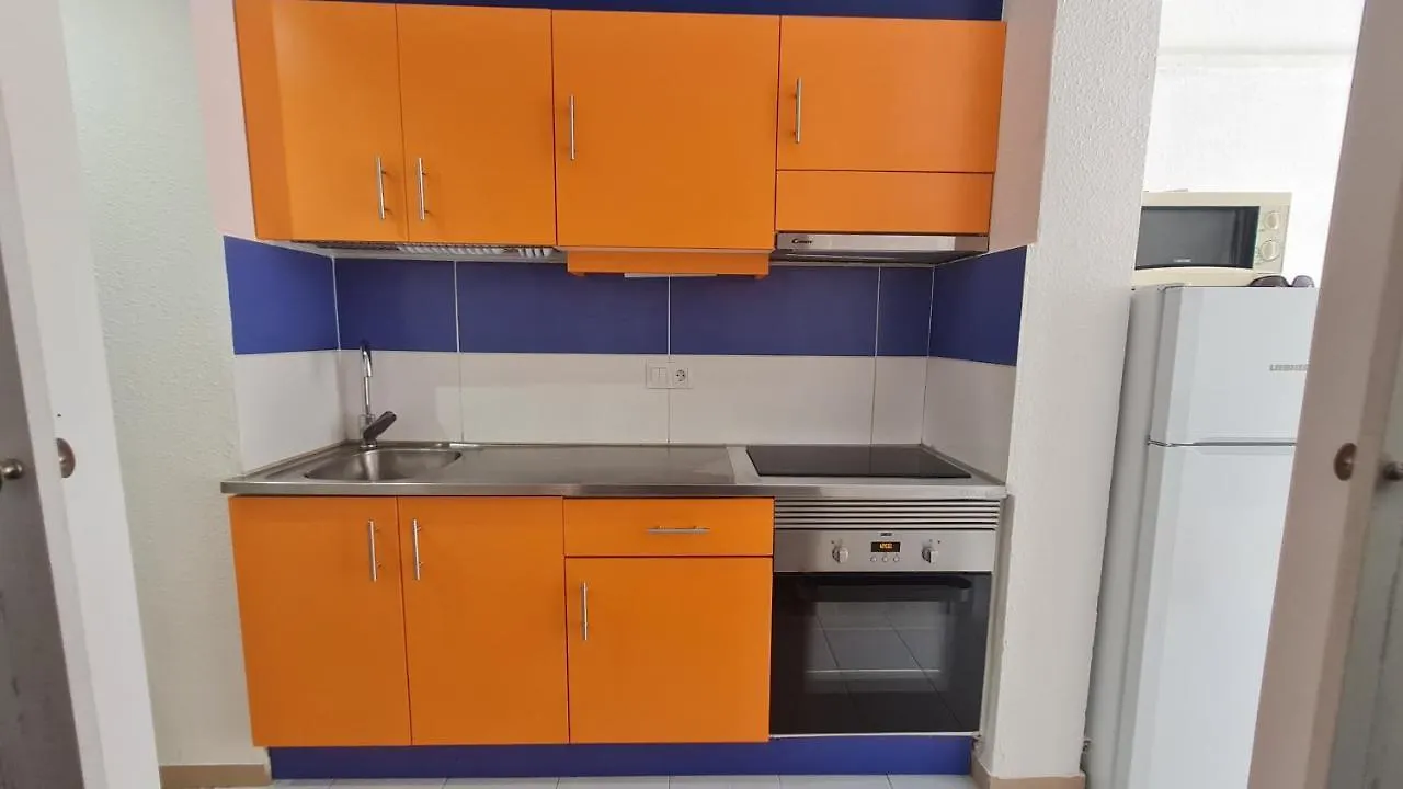 Bonito Apartamento Con Piscina Salou 0*,