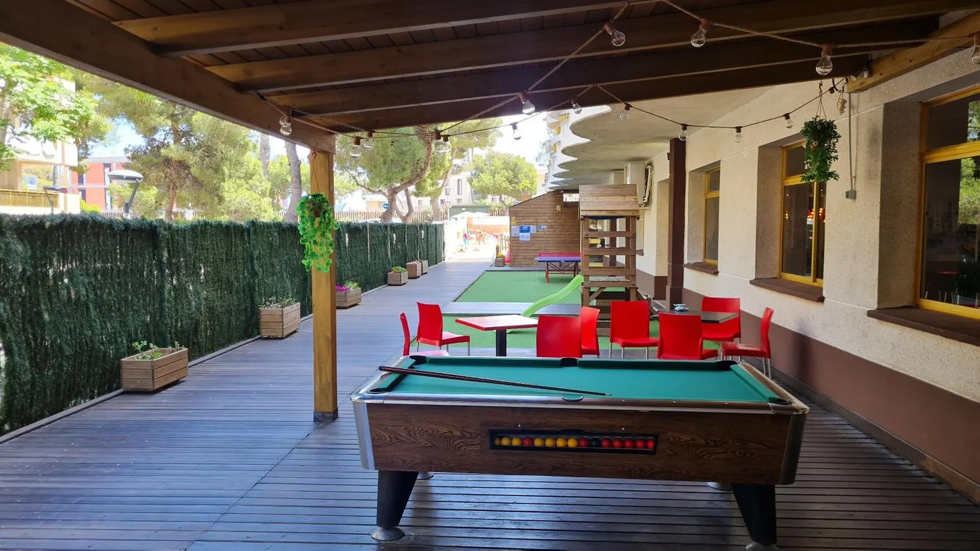 Bonito Apartamento Con Piscina Salou
